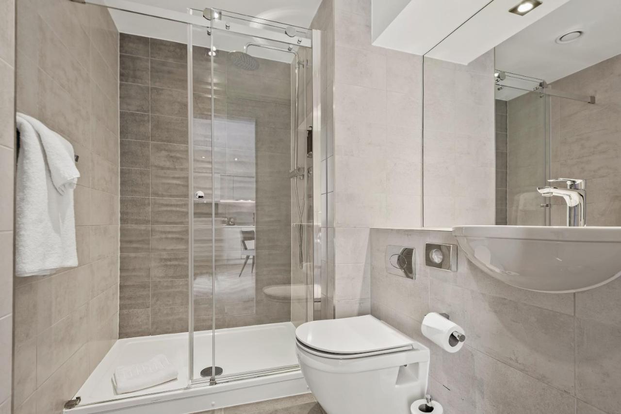 Roomzzz London Stratford Exterior foto